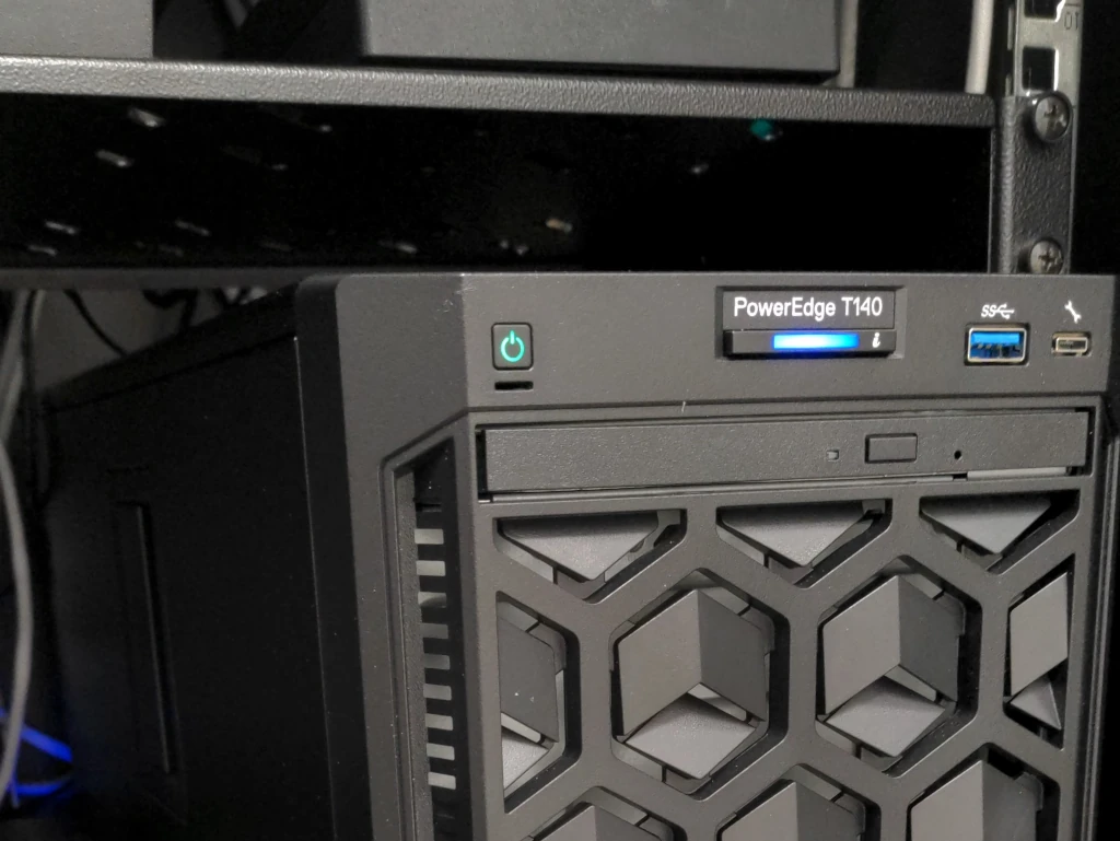 Bouton d'alimentation du Dell PowerEdge T140